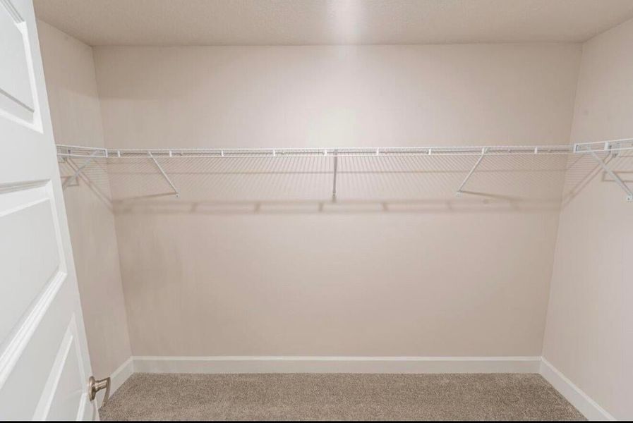 Spacious, unfurnished interior of a new home in Lakewood Park, Fort Pierce (Image 18). Spacious, unfurnished interior of a new home in Lakewood Park, Fort Pierce (Image 18).