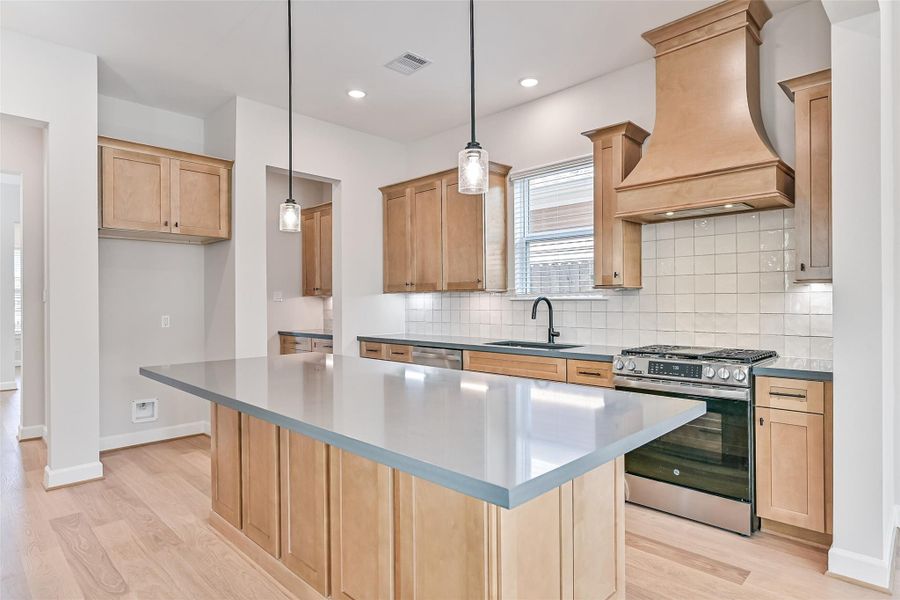 Furnished interior view inside a new home in Pearland Old Townsite, Pearland (Image 12).