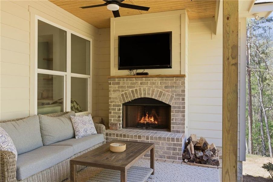 Exterior details and patio area of a home in , Demorest (Image 25).