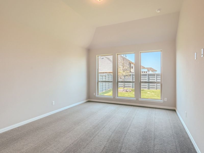 Plan 1521 Main Bedroom Representative Photo