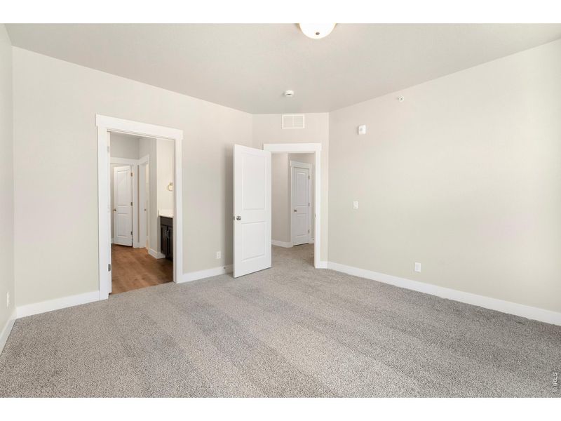 Spacious, unfurnished interior of a new home in , Timnath (Image 15). Spacious, unfurnished interior of a new home in , Timnath (Image 15).