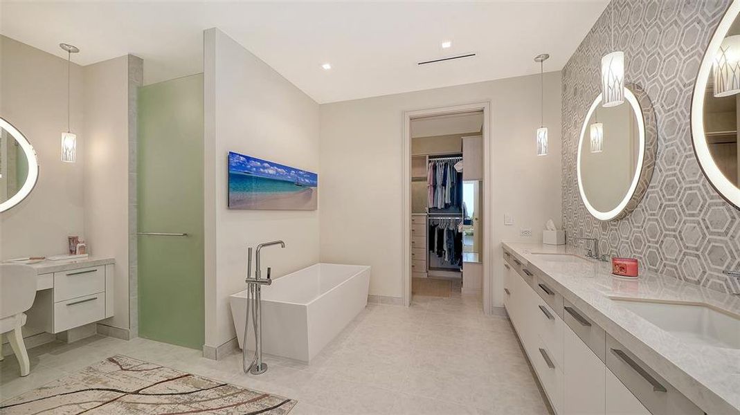 Furnished interior view inside a new home in , Longboat Key (Image 42).