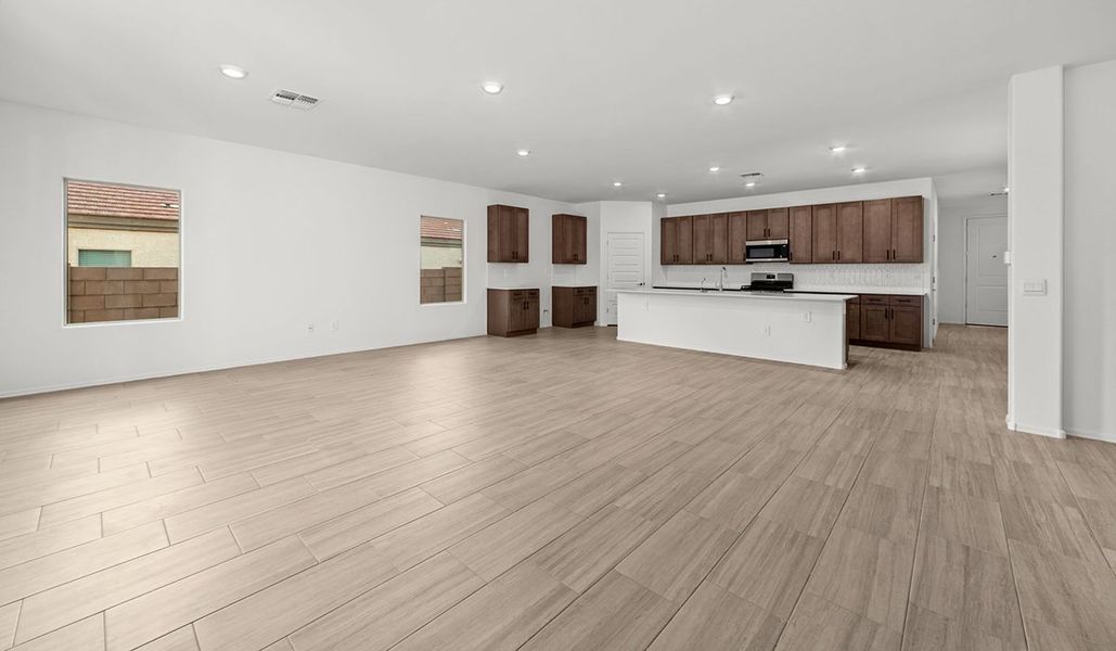 Spacious, unfurnished interior of a new home in Sycamore Vista, Vail (Image 28). Spacious, unfurnished interior of a new home in Sycamore Vista, Vail (Image 28).