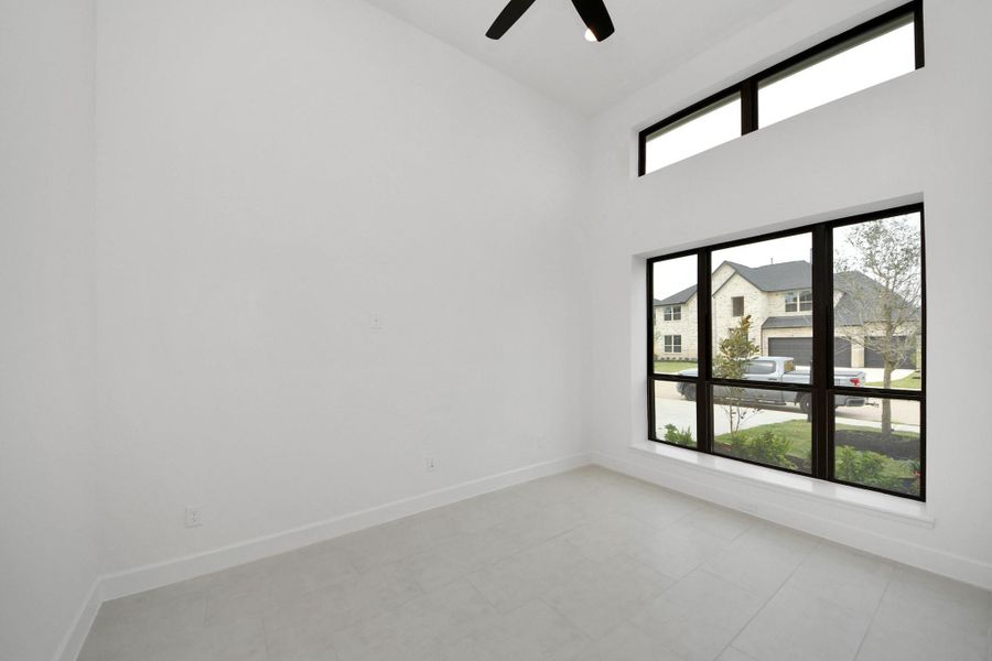 Spacious, unfurnished interior of a new home in Candela South, Richmond (Image 28).