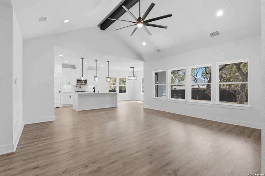 Spacious, unfurnished interior of a new home in , Spring Branch (Image 29).