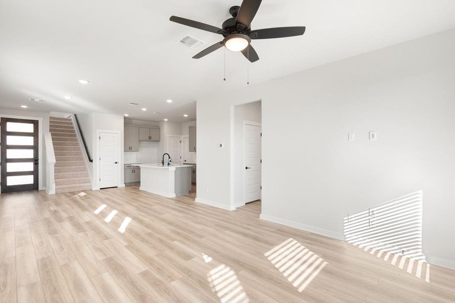 Spacious, unfurnished interior of a new home in Union Collection at Park Central, Georgetown (Image 17). Spacious, unfurnished interior of a new home in Union Collection at Park Central, Georgetown (Image 17).