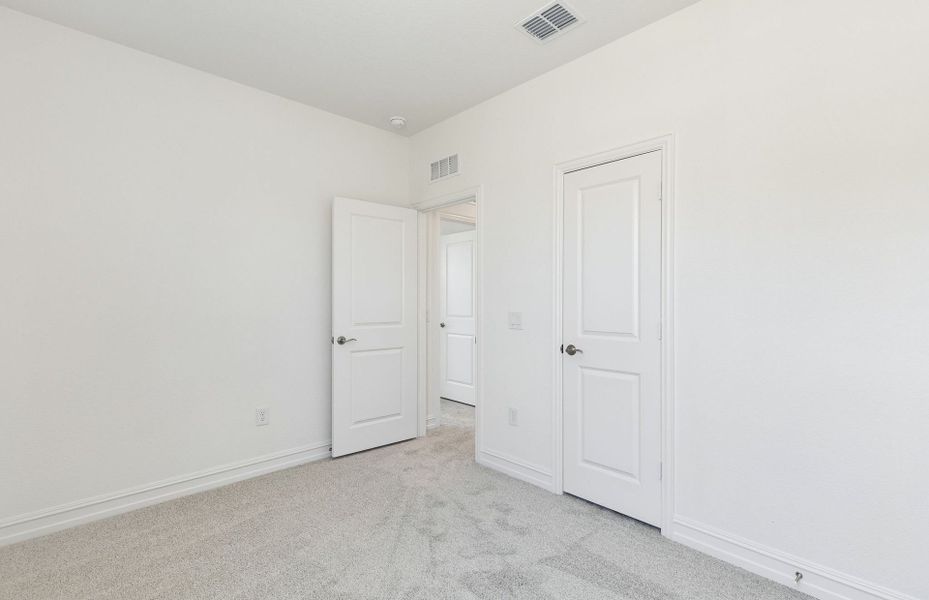 Spacious, unfurnished interior of a new home in Pinnacle at Legacy Hills, Celina (Image 19).