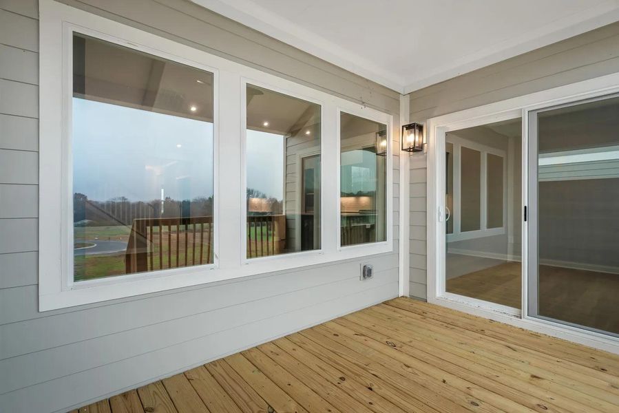 The Roseland II C Outdoor Living Area