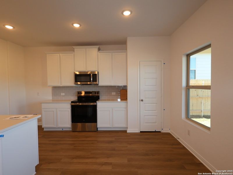 Furnished interior view inside a new home in Paloma Park, Converse (Image 9). Furnished interior view inside a new home in Paloma Park, Converse (Image 9).