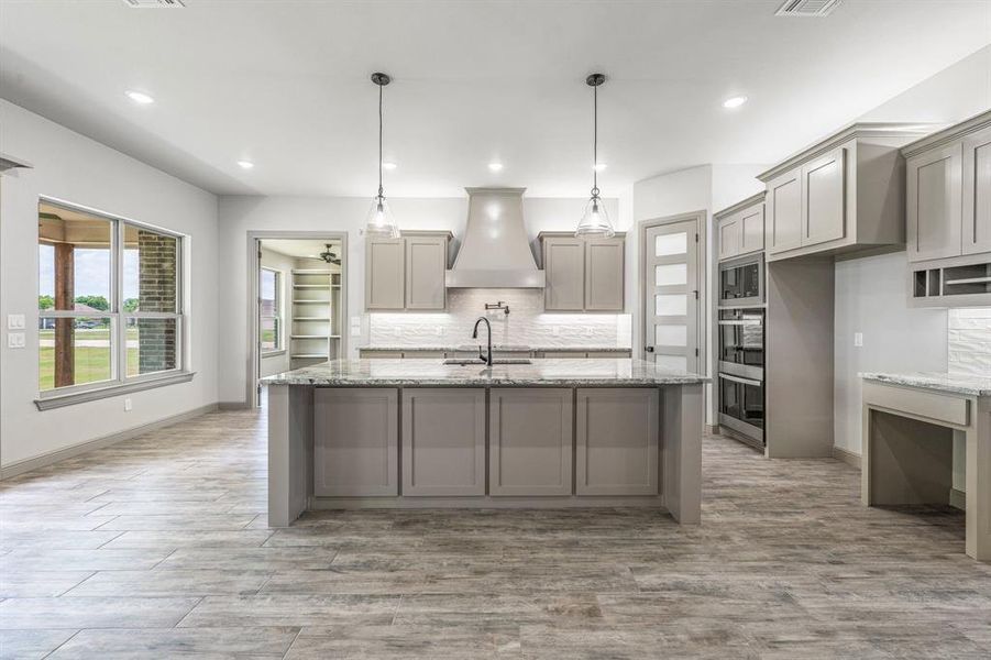 Furnished interior view inside a new home in Pecan Plantation, Granbury (Image 15).
