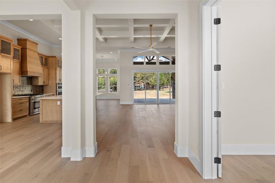 Spacious, unfurnished interior of a new home in Pecan Plantation, Granbury (Image 24). Spacious, unfurnished interior of a new home in Pecan Plantation, Granbury (Image 24).