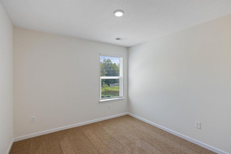 Spacious, unfurnished interior of a new home in Sheffield Highlands, Dallas (Image 20). Spacious, unfurnished interior of a new home in Sheffield Highlands, Dallas (Image 20).