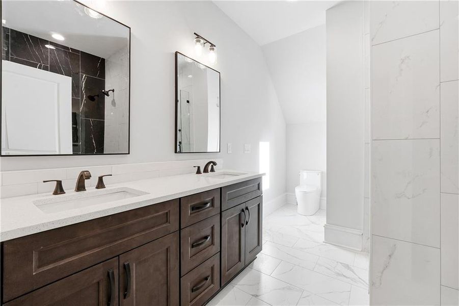 Furnished interior view inside a new home in , Roswell (Image 15).