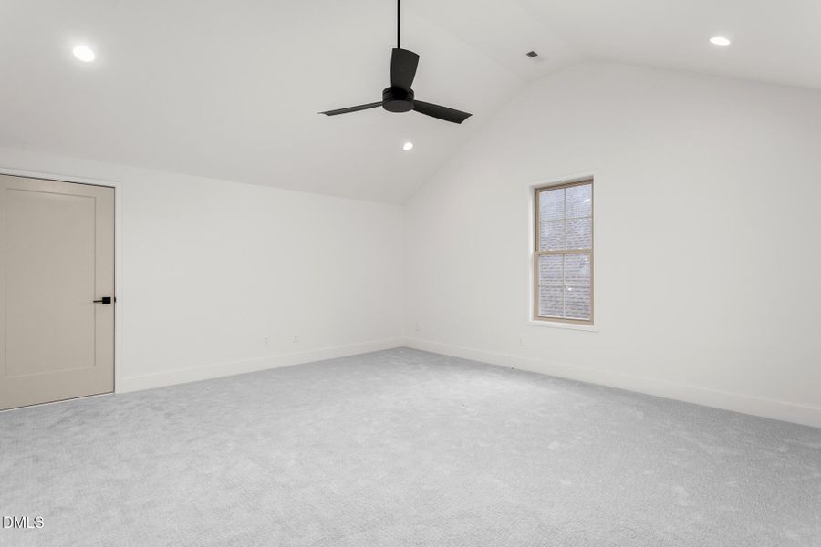 1150 Lochshire Drive-36