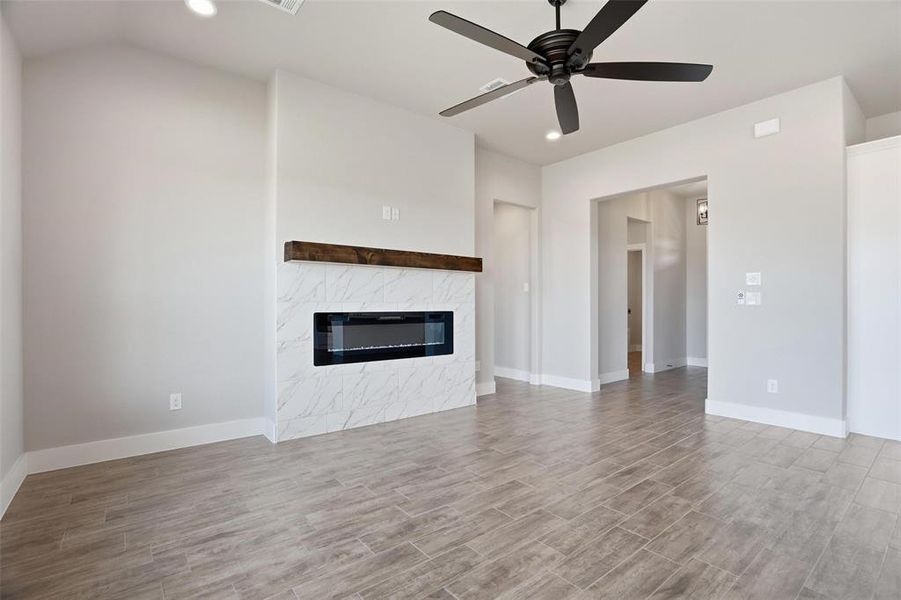 Spacious, unfurnished interior of a new home in Taylor Ranch, Springtown (Image 17).