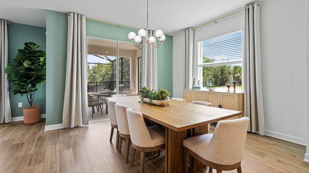 3275 Majesty Palm Dining 2of2 F1 7 28 25