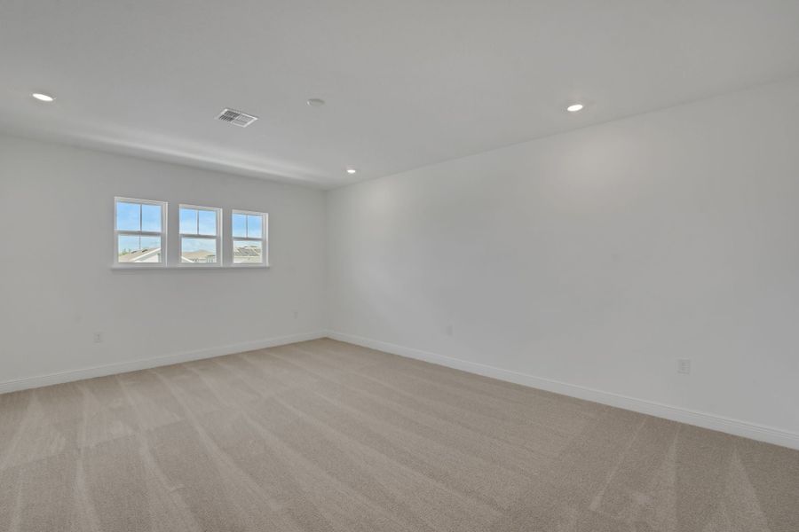 5br New Home in Winter Garden, FL.  - Slide 24