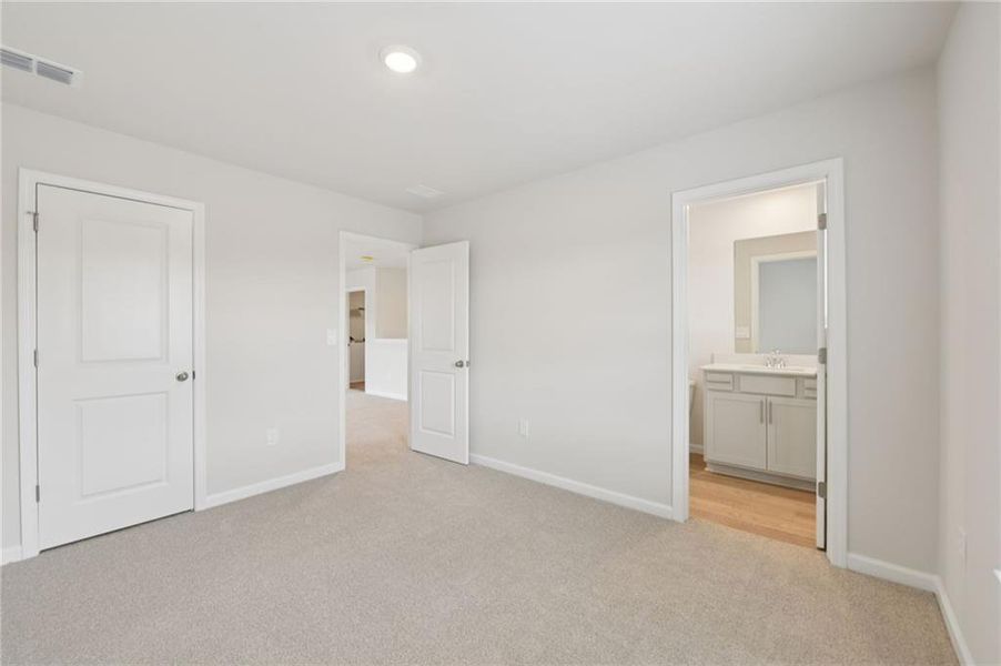 Spacious, unfurnished interior of a new home in Parkside at Grayson, Grayson (Image 26).