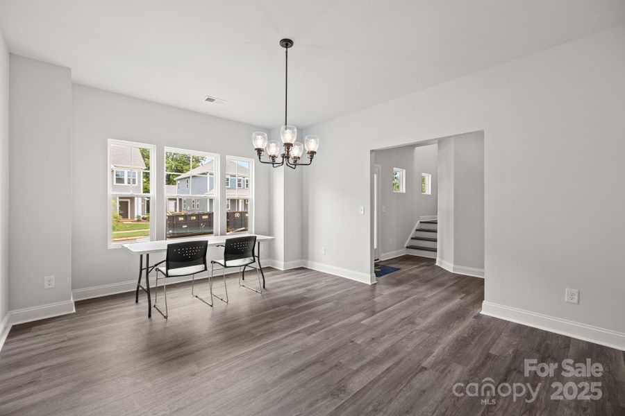 Dining/Flex Room Dining/Flex Room