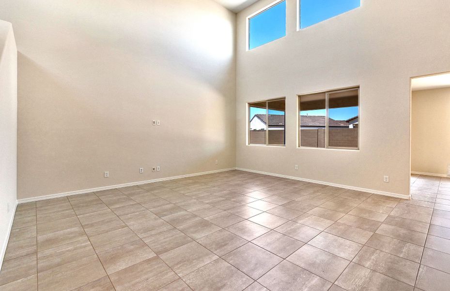 Spacious, unfurnished interior of a new home in El Rancho Santa Rosa, Maricopa (Image 23).