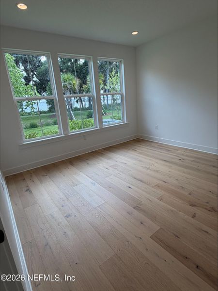 Spacious, unfurnished interior of a new home in , St. Johns (Image 13).