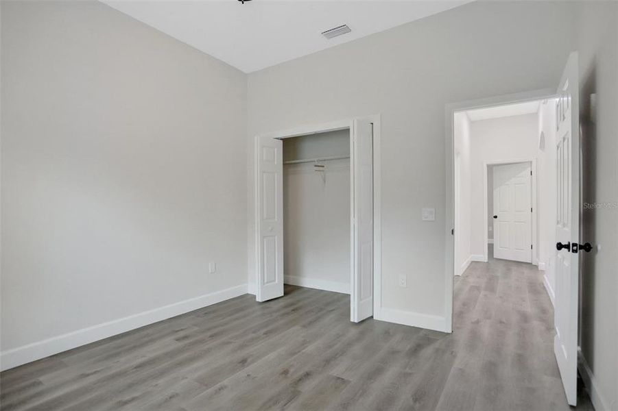 Spacious, unfurnished interior of a new home in , New Port Richey (Image 40).
