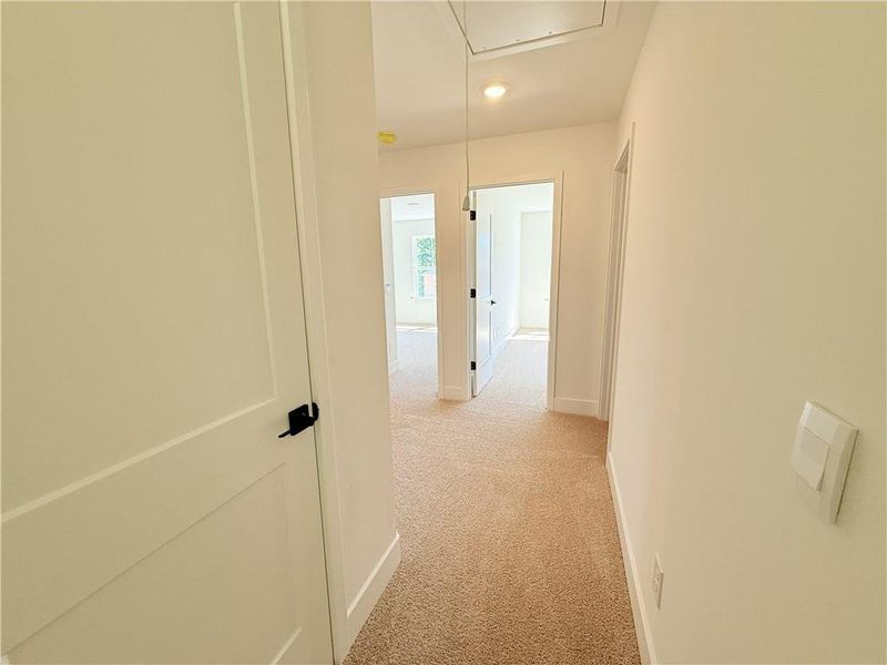 Spacious, unfurnished interior of a new home in Thunder Ridge, Dawsonville (Image 27). Spacious, unfurnished interior of a new home in Thunder Ridge, Dawsonville (Image 27).
