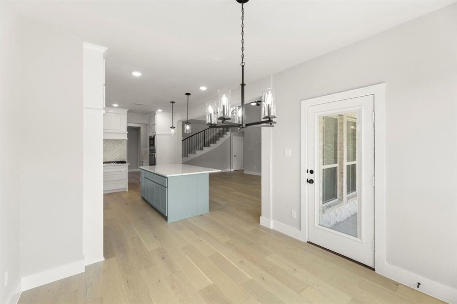 11. 1320 Eclipse - Nook (2)