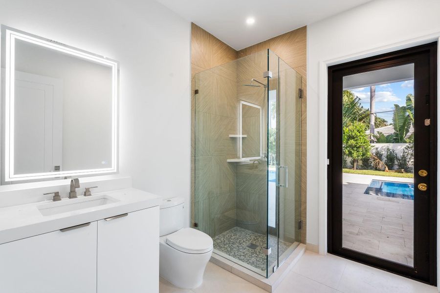 Furnished interior view inside a new home in , Fort Lauderdale (Image 5).