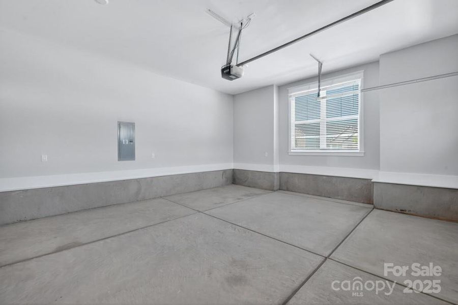 Spacious, unfurnished interior of a new home in Stoneridge Hills, Rock Hill (Image 30). Spacious, unfurnished interior of a new home in Stoneridge Hills, Rock Hill (Image 30).