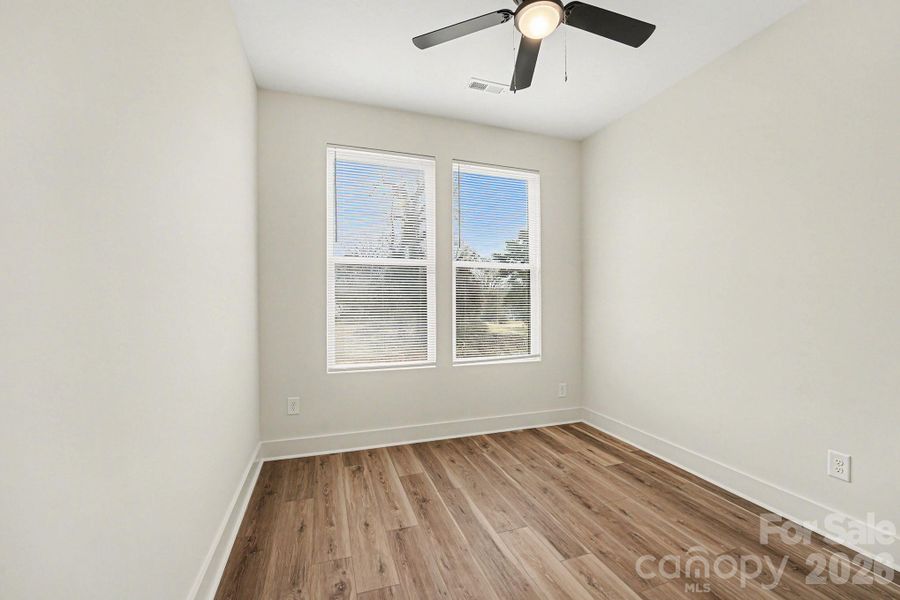 Spacious, unfurnished interior of a new home in , Concord (Image 12).