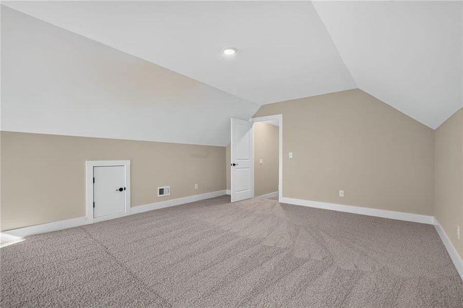 Spacious, unfurnished interior of a new home in , Dawsonville (Image 48).