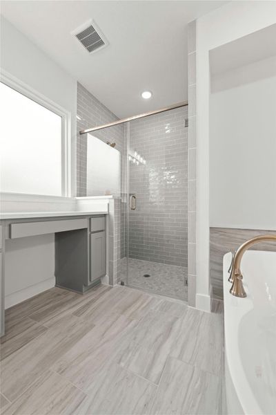 Representative image. Features, specifications, selections and colors may vary. Representative image. Features, specifications, selections and colors may vary.