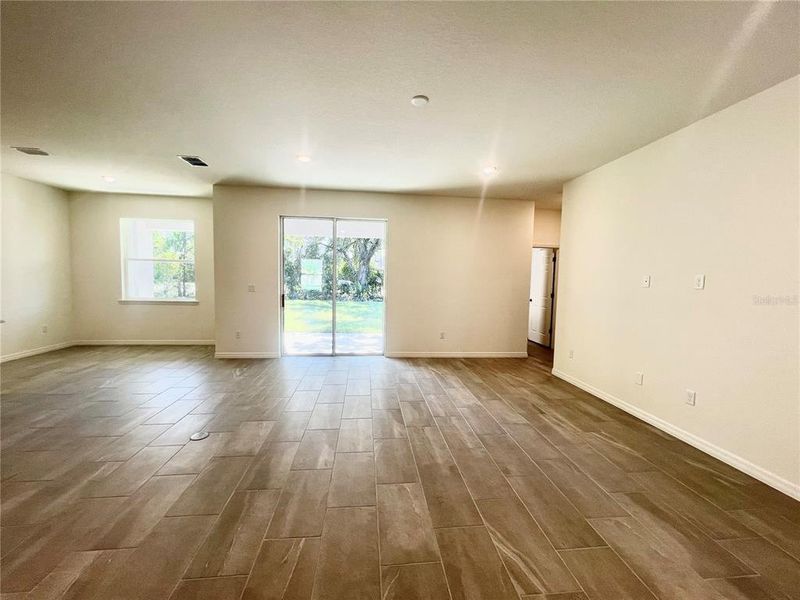 Spacious, unfurnished interior of a new home in Palm Coast: Cornerstone Collection, Palm Coast (Image 15).