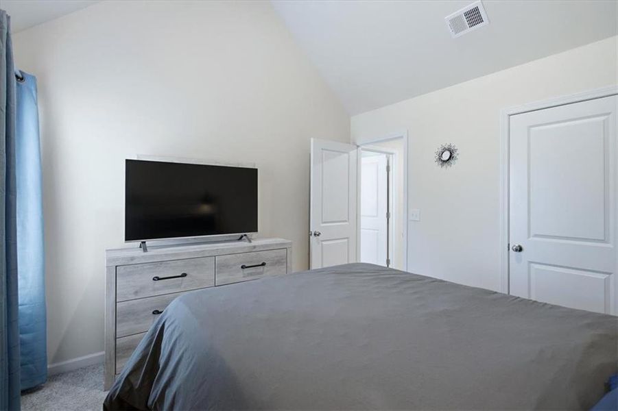 Furnished interior view inside a new home in Tell River, Atlanta (Image 14). Furnished interior view inside a new home in Tell River, Atlanta (Image 14).