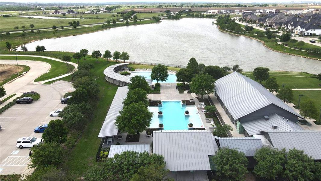 Community amenities in Harvest, Argyle (Image 33).