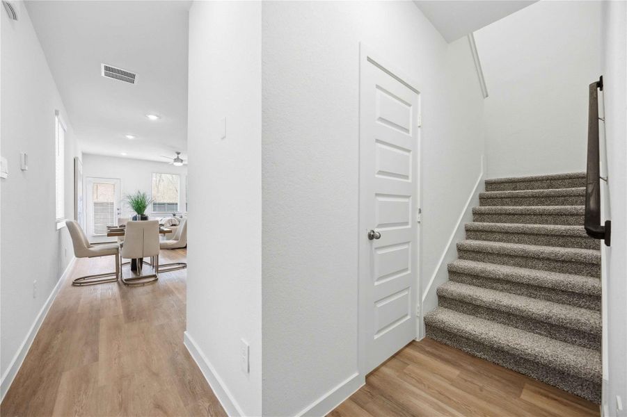 Furnished interior view inside a new home in Wheatley Oaks, Houston (Image 1). Furnished interior view inside a new home in Wheatley Oaks, Houston (Image 1).