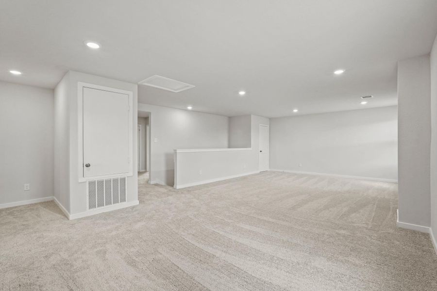 Spacious, unfurnished interior of a new home in Woodshore, Clute (Image 20). Spacious, unfurnished interior of a new home in Woodshore, Clute (Image 20).