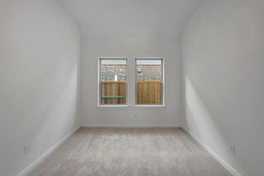 Spacious, unfurnished interior of a new home in Beacon Point at Lago Mar 50’ Homesites, Texas City (Image 20).