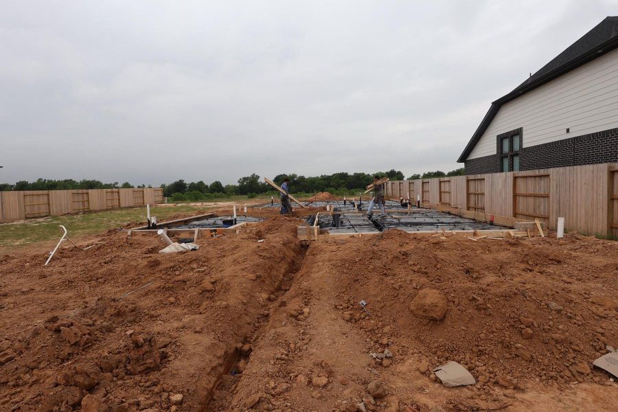 Every foundation at DWH is engineered and it’s inspected three times! We do not do “batch” testing. Rest easy knowing your foundation comes with a 10 year warranty. Every foundation at DWH is engineered and it’s inspected three times! We do not do “batch” testing. Rest easy knowing your foundation comes with a 10 year warranty.
