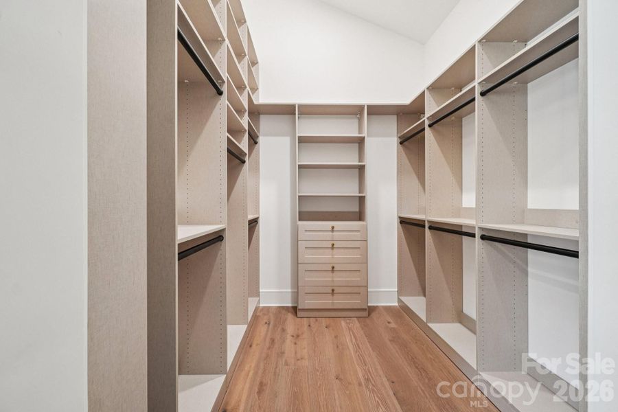 Image 44 of a home in .