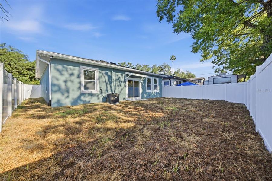 Exterior details and patio area of a home in , Tampa (Image 22).