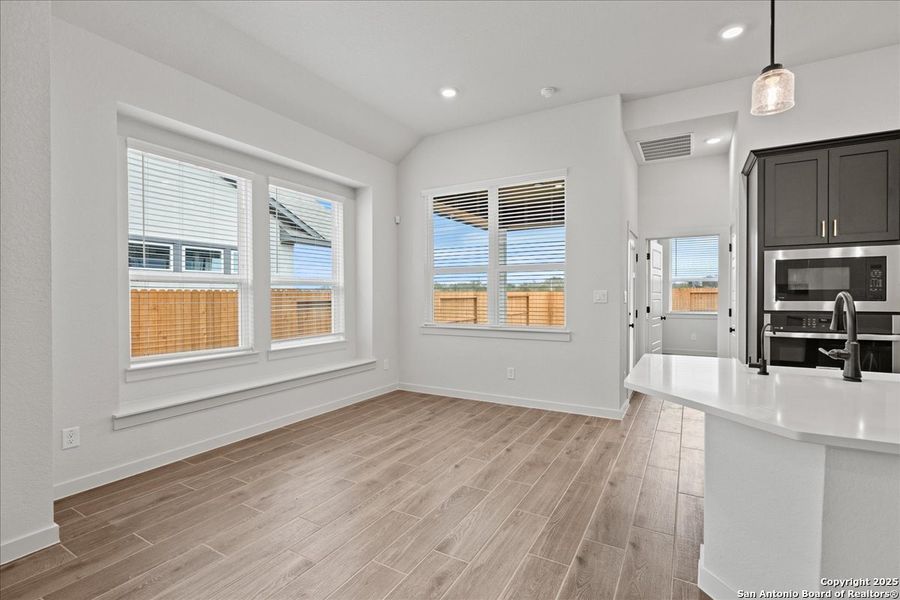 Image 21 of a home in Stream Waters. Image 21 of a home in Stream Waters.