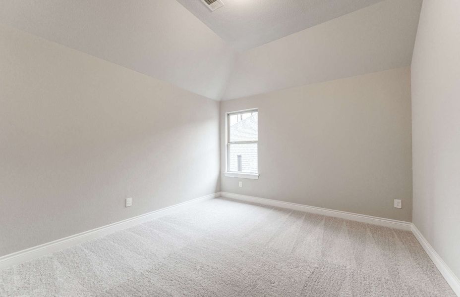 Spacious, unfurnished interior of a new home in The Highlands 55′, Porter (Image 33).