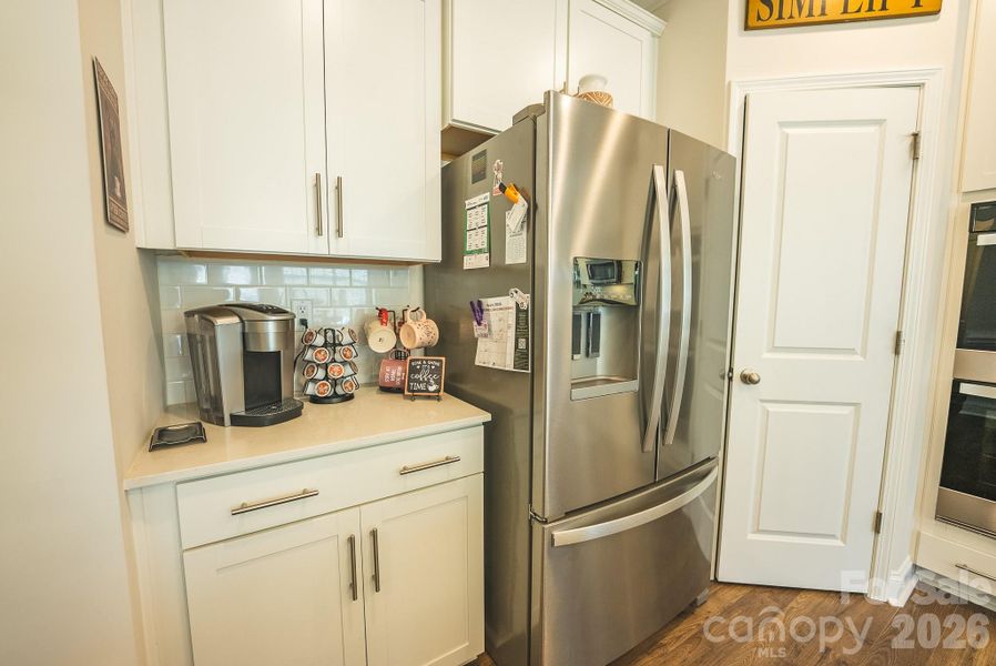 Furnished interior view inside a new home in Falls Cove, Troutman (Image 25).