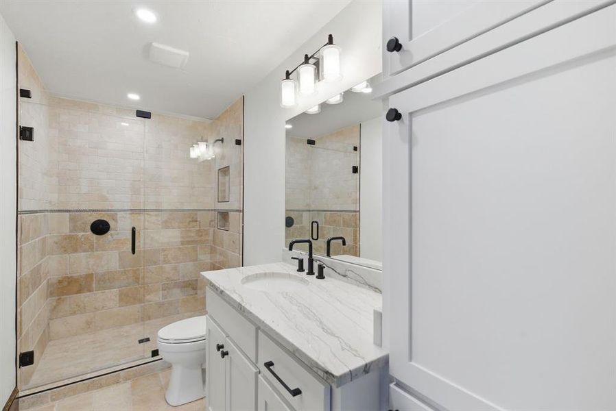 Guest Bathroom Guest Bathroom