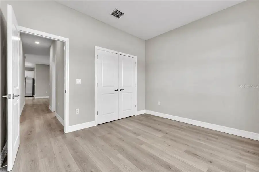 Spacious, unfurnished interior of a new home in , Punta Gorda (Image 36).