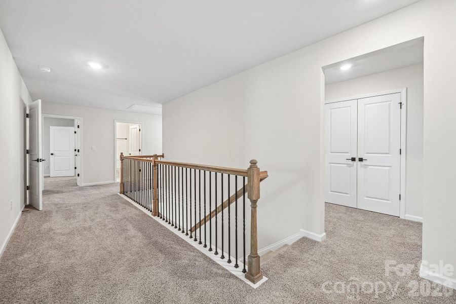 Spacious, unfurnished interior of a new home in Sylvan Creek, Denver (Image 22). Spacious, unfurnished interior of a new home in Sylvan Creek, Denver (Image 22).