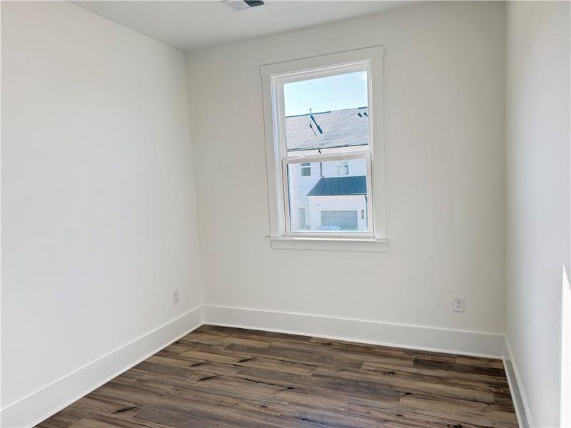 Spacious, unfurnished interior of a new home in Park Vue, Atlanta (Image 50).