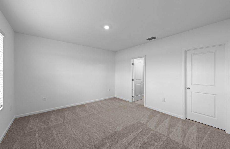 Spacious, unfurnished interior of a new home in Caloosa Cove, Labelle (Image 18).